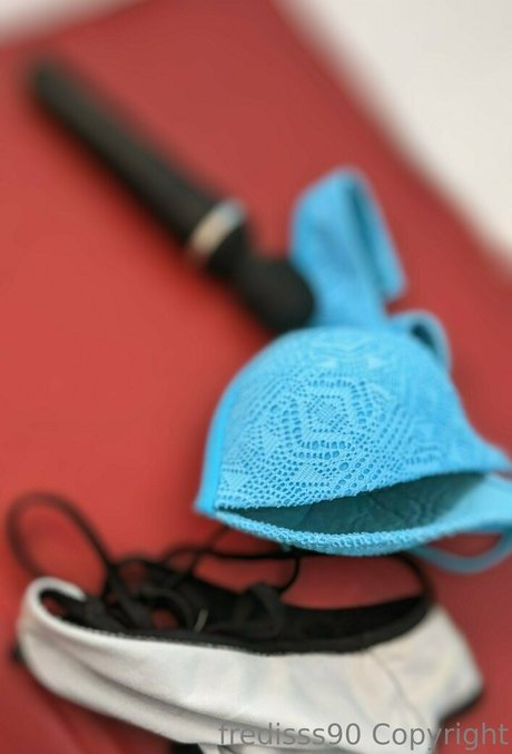 fredisss90 裸のスター 画像