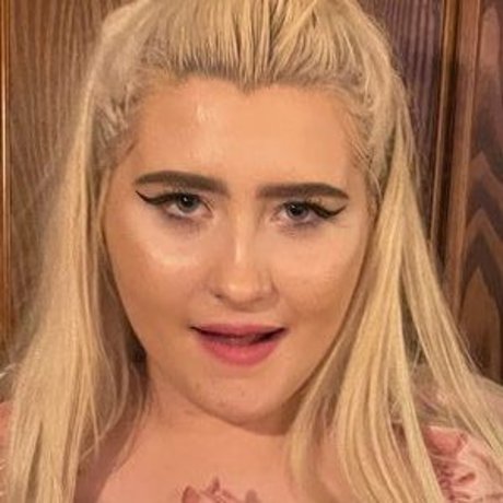 shiofficialxox トップモデル 写真