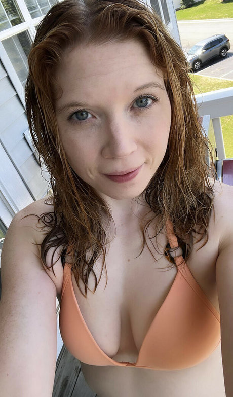 Peachy Noel 完璧なスター 写真