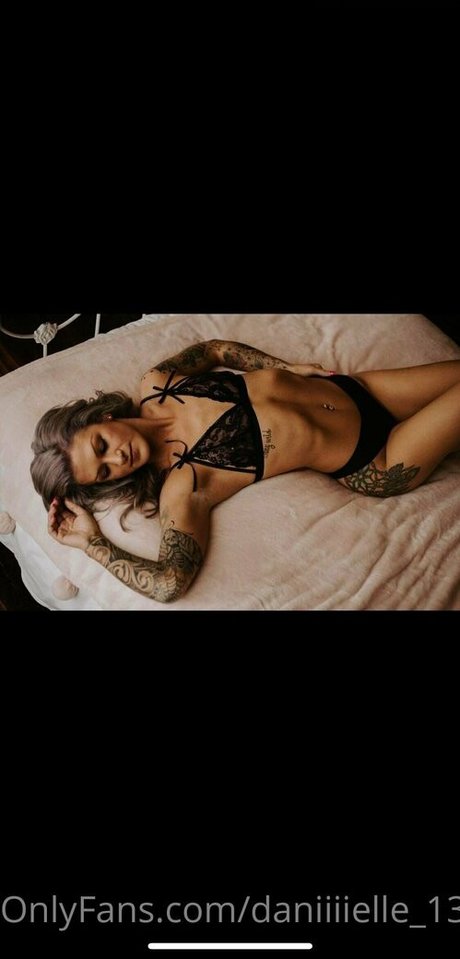 daniiiielle 13 スター 裸 画像