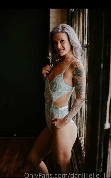 daniiiielle 13 完璧なモデル 画像