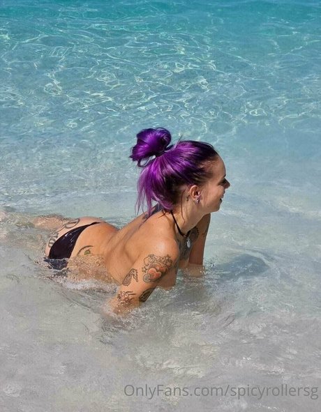 spicyrollersg ヌードのポルノスター 写真