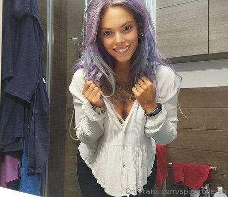 spicyrollersg ヌードスター 画像