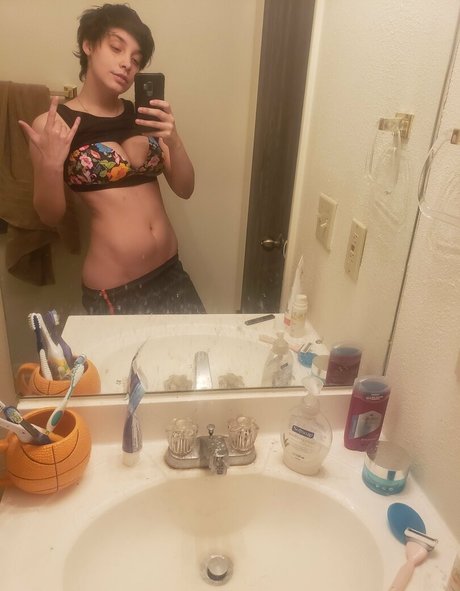 巨乳 射精 OnlyFans 無料ヌード 写真