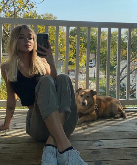 Rylee Pattersun ポルノスター ヌード ギャラリー