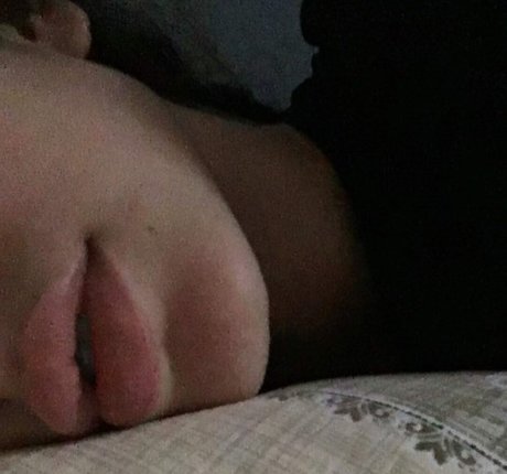 ウェブカメラ オンリーファンズ えろた 写真