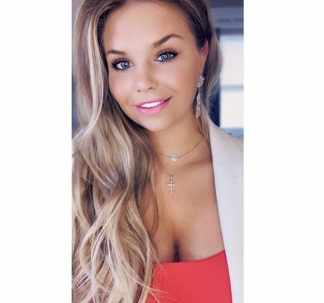 エボニーツインズOnlyFans アートxxx 写真