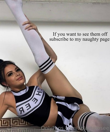 xolaylarosee 美しいポルノスター 画像