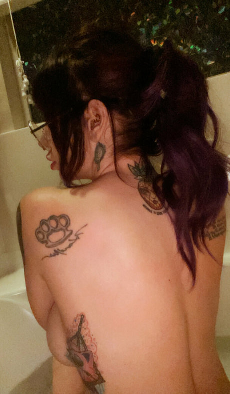 BBW パウグ オンリーファンズ ポルノ 写真