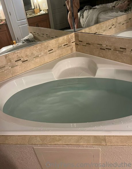 アラブのティーンズオンリーファンズ 美しい裸 ギャラリー