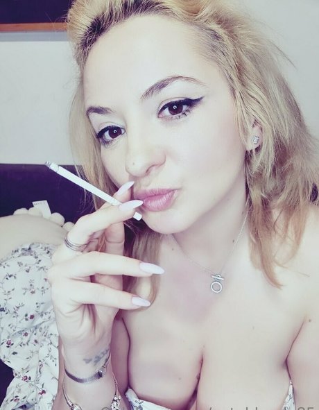 cuteblonde85 xxxポルノスター 画像