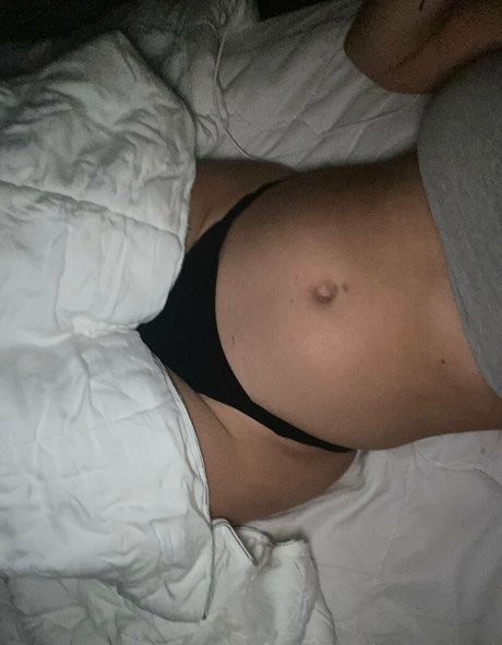 naughtynatvip アダルトモデル 写真