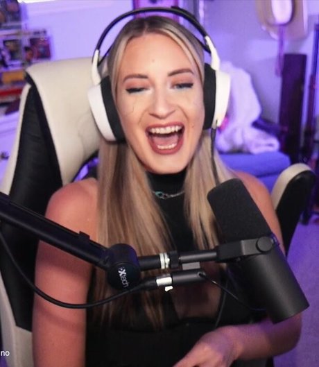 BDSM奴隷OnlyFans 美しい裸 写真