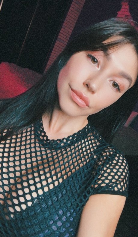 Top Baby ASMR かわいいモデル 画像