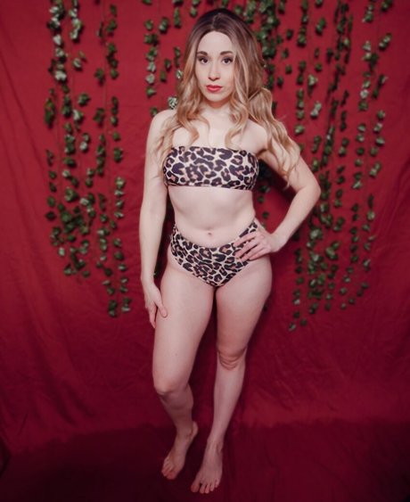 巨尻オンリーファン セクシー 写真