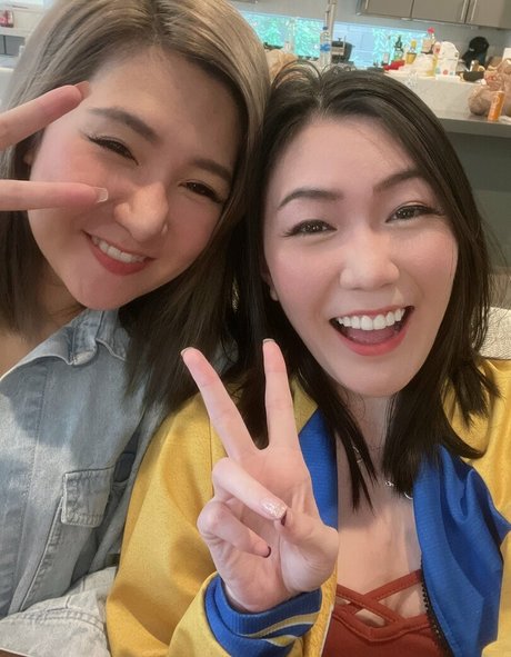 ウェブカメラ オンリーファンズ 無料セクシー 画像