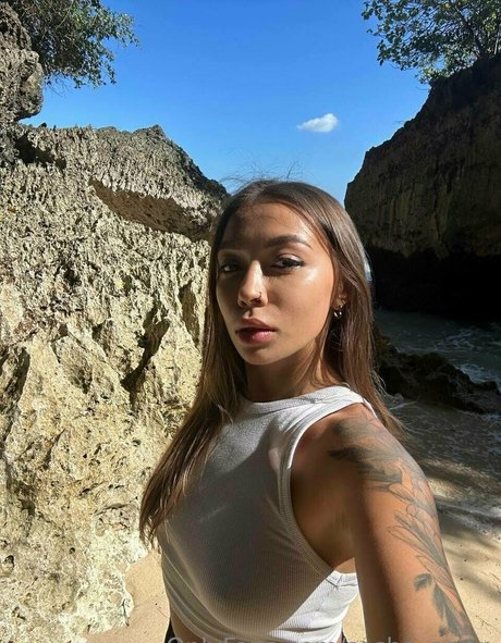 Sasha asian セックスポルノスター 写真