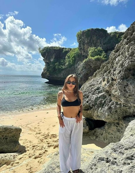 Sasha asian 美しいスター 写真