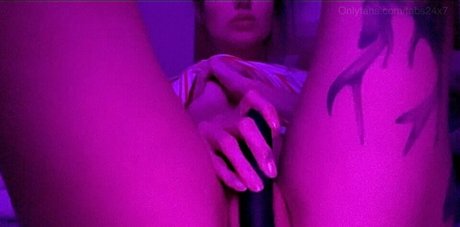 ぽっちゃりエモOnlyFans アダルト 写真