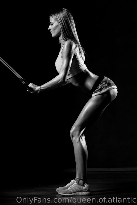 ゲイランジェリーOnlyFans ホットセクシー 写真