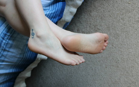 ティーントランスオンリーファン ヌード 画像