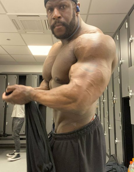 太った足のOnlyFans えろ 写真