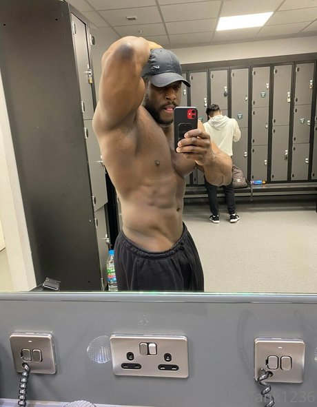 巨根ファックOnlyFans 無料 画像