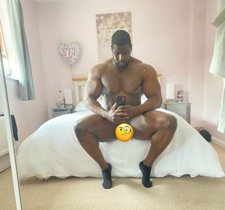 pleasure12368 最高のモデル 写真