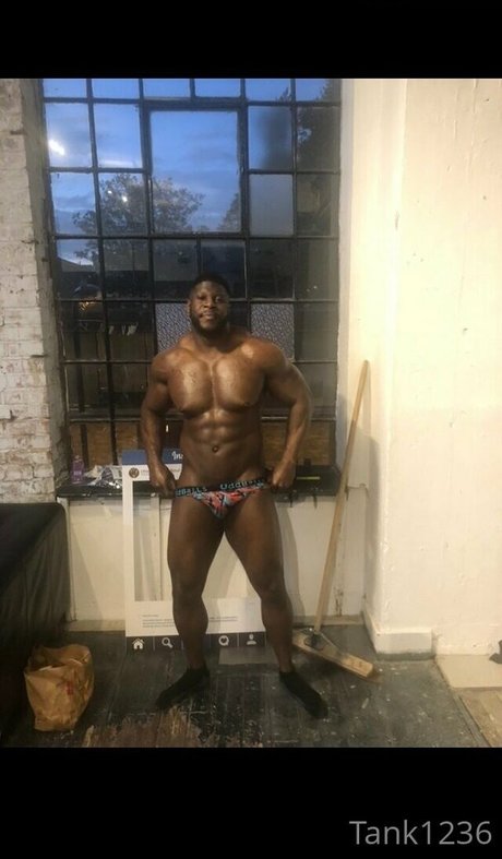 ルビーオンリーファン ヌード ギャラリー