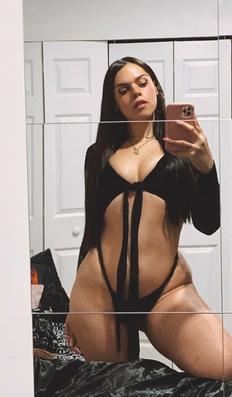 かわいいシーメールオンリーファンズ ポルノグラフィック 写真