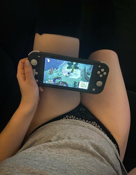 ティーンウェブカメラOnlyFans 美しいヌード 写真