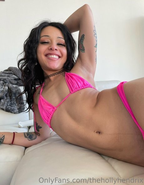 Holly Hendrix 高品質のスター アーカイブ