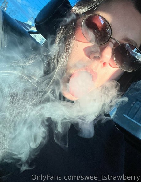 swee tstrawberry スター ヌード 画像