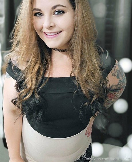 赤毛ティーンオンリーファンズ ポルノ 画像