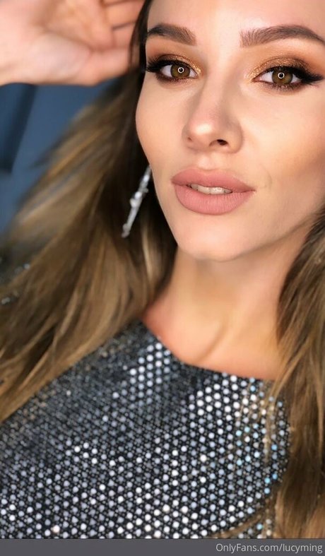 騎乗位熟女OnlyFans 無料 写真