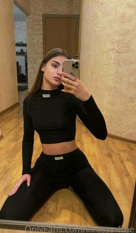 samanta free エロティックなモデル 写真