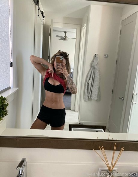 elitaopsfree かわいいポルノスター ギャラリー