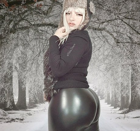 Velia Drace HD女優 ギャラリー