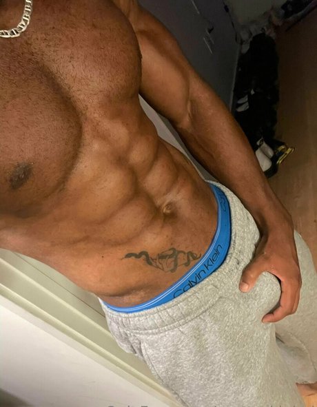 巨乳 パイズリ OnlyFans ホットxxx 画像