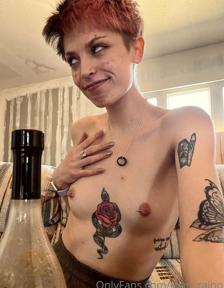 母乳オンリーファン 無料エロ 写真