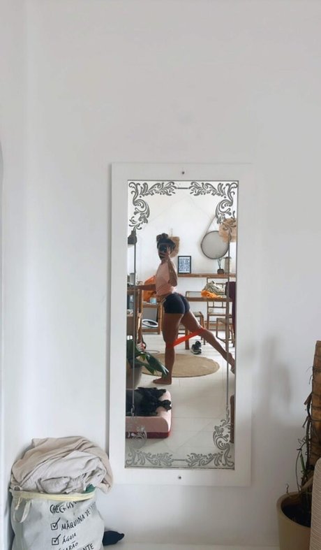 Aninha Cafe セクシーモデル ギャラリー