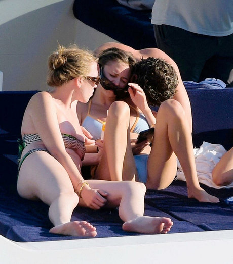 巨乳のオンリーファンズ ポルノ 写真