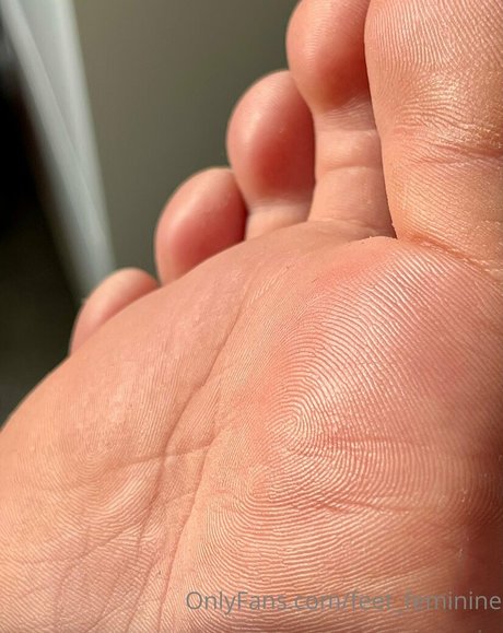 feet feminine セックススター ギャラリー