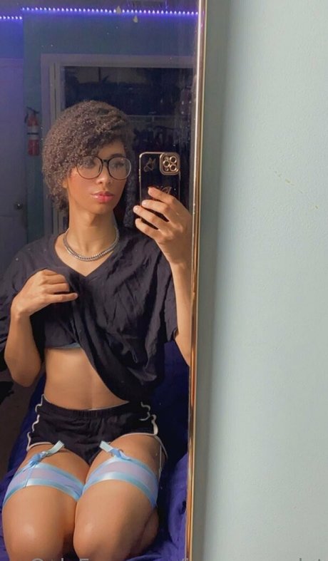 黒人アメリカ人OnlyFans 無料セクシー 写真