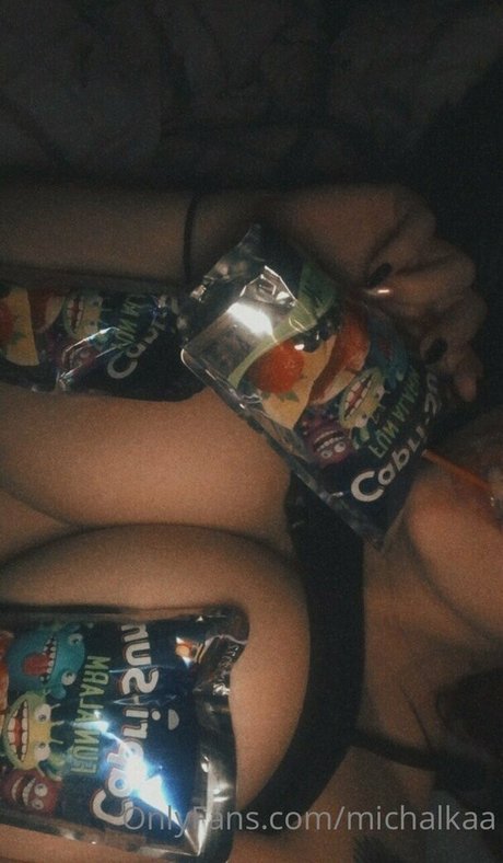 ゴス3P OnlyFans 限定 写真