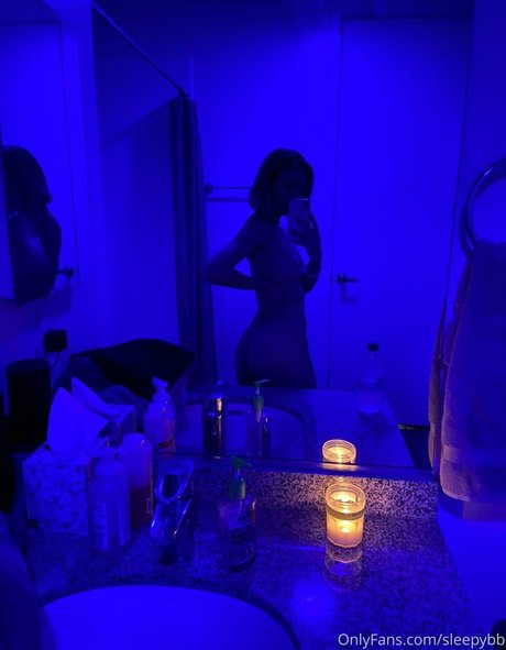 lilsojubomb ポルノスター 無料 写真