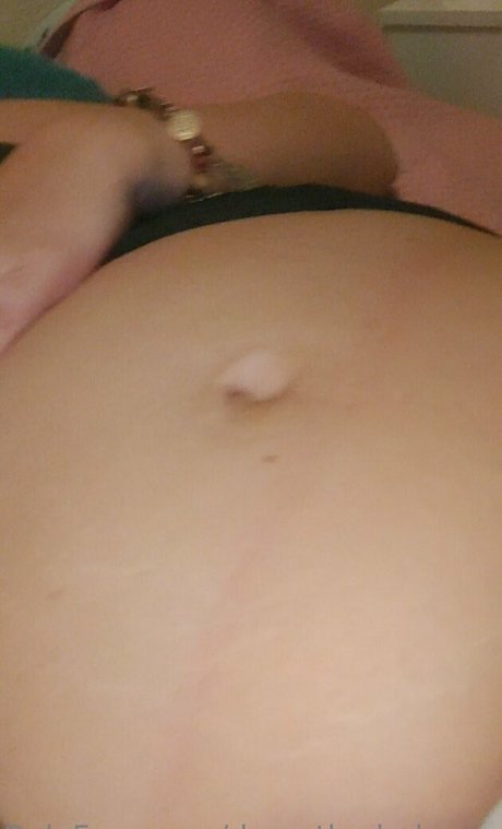 巨大なペニスオンリーファンズ ホットセックス 写真