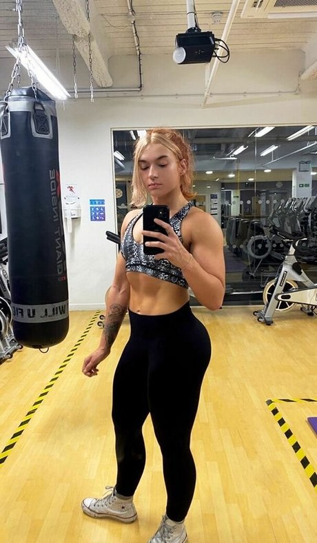 Jaime Hayter セックスポルノスター ギャラリー