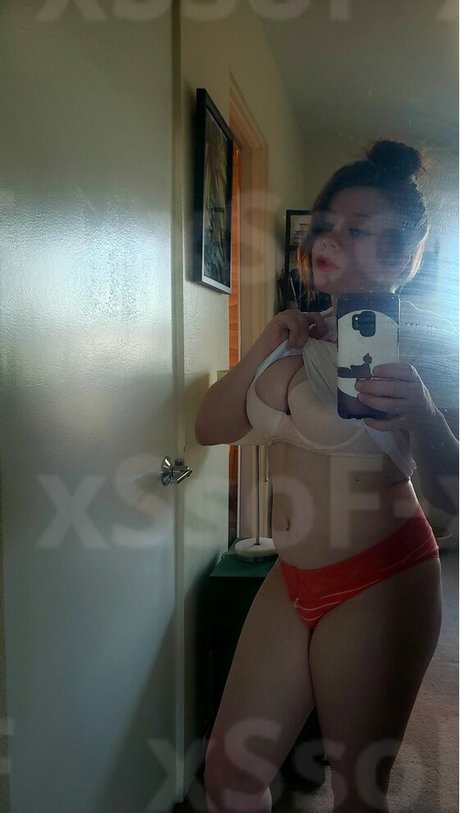 BittieTV 美しいスター 写真