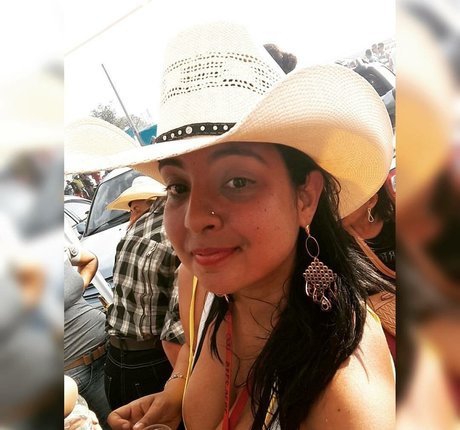 若い黒人女性オンリーファンズ ヌード ギャラリー